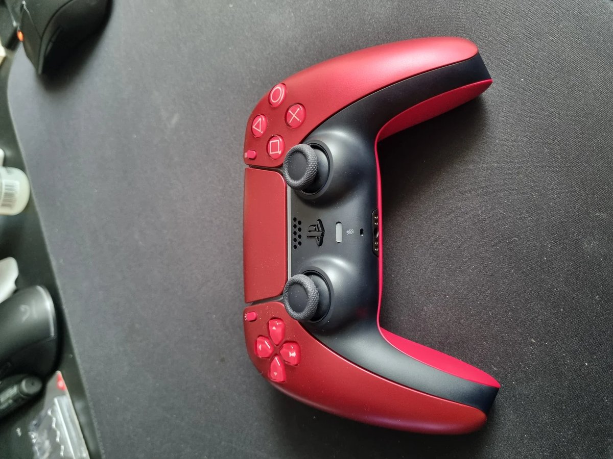 🎮 Manette PS5 Rouge à vendre 🎮